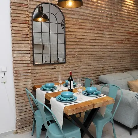 شقة Vintage Loft Beach, Private Terrace Wifi